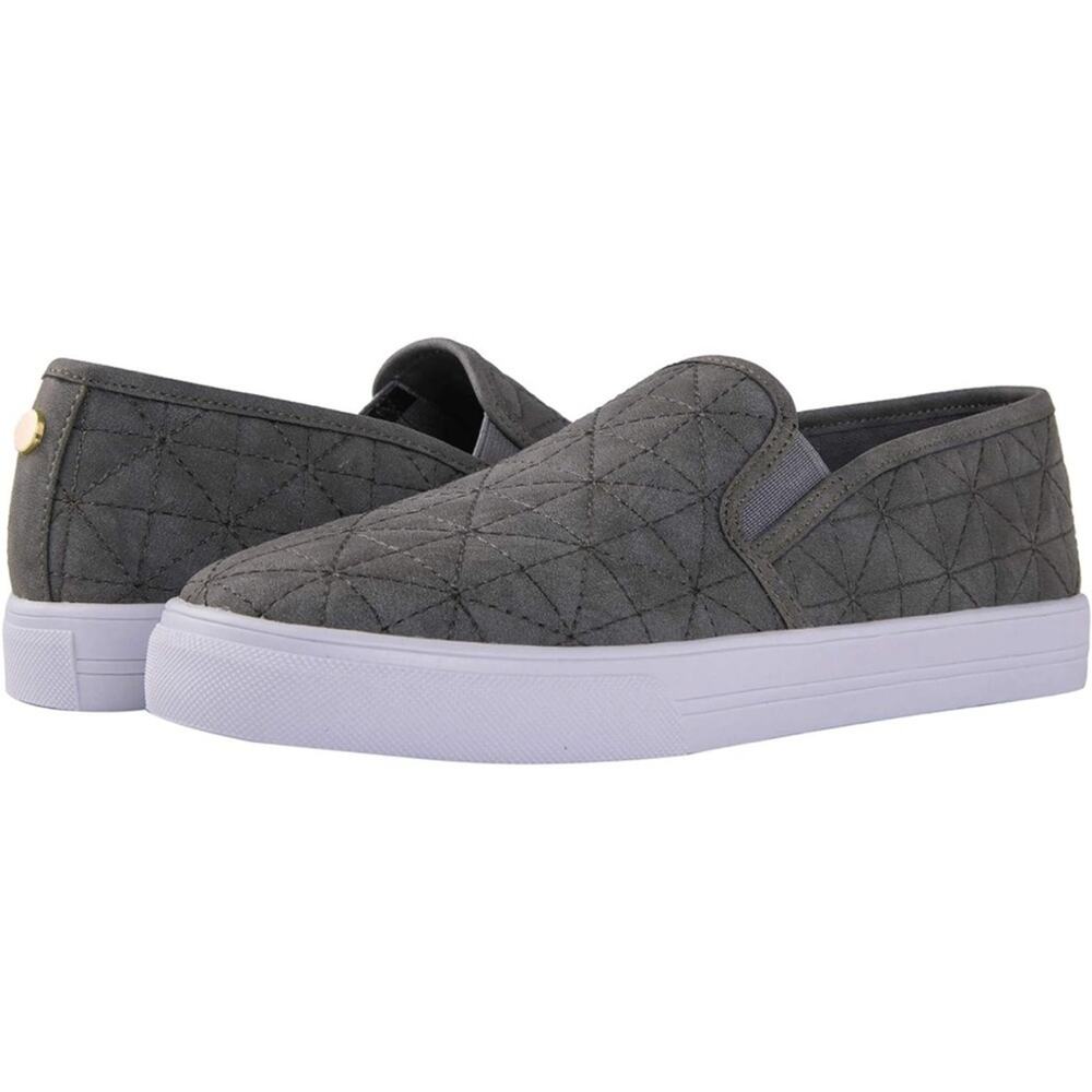 Global Win Women’s 11 Gray Quilted Slip‎ On Loafer Sneaker